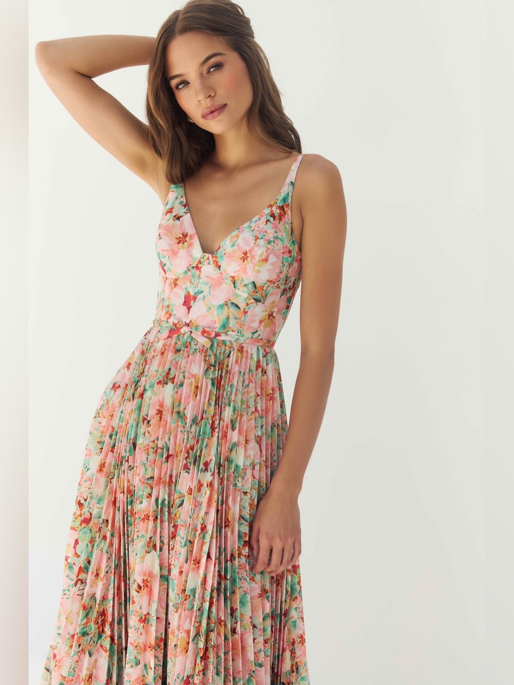 NWT Hutch Kylan floral pleated maxi dress - Picture 2 of 11